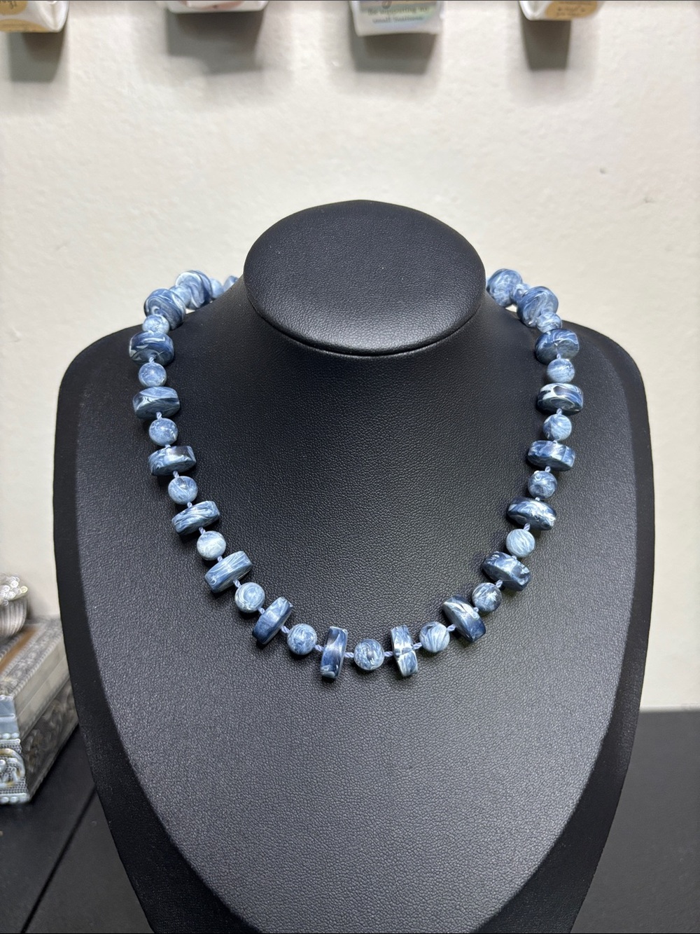 Sarah Coventry Acrylic Choker Blue Beaded Necklace Boho